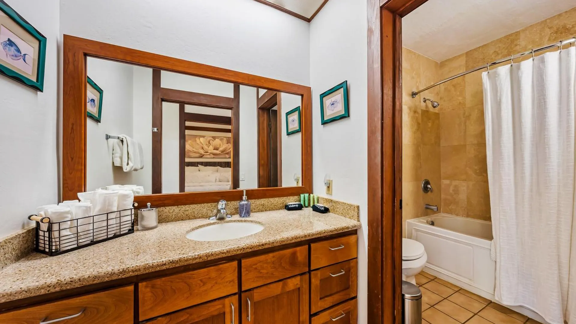 Ac Gourmet Kitchen Hot Tub Pool King Bed Ground Floor Netflix Apartment Koloa